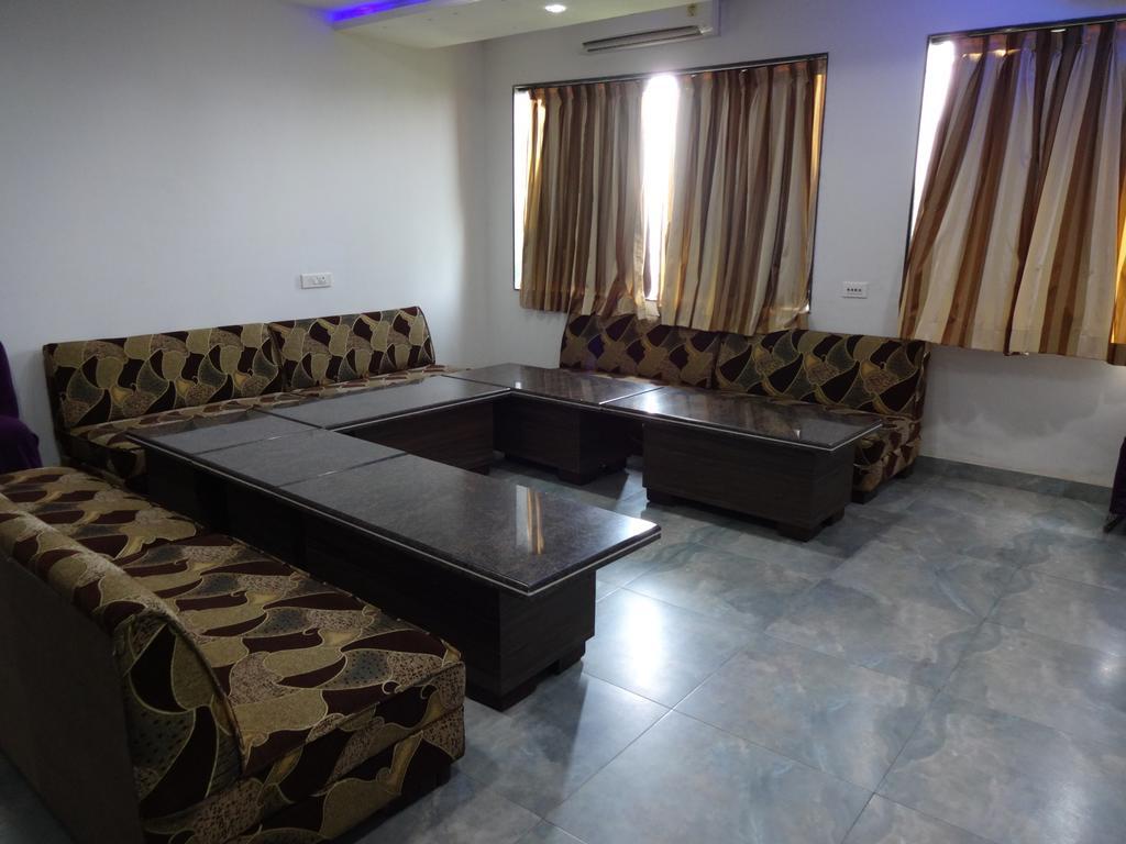Sheetal International Rain Basera Rāipur Dış mekan fotoğraf